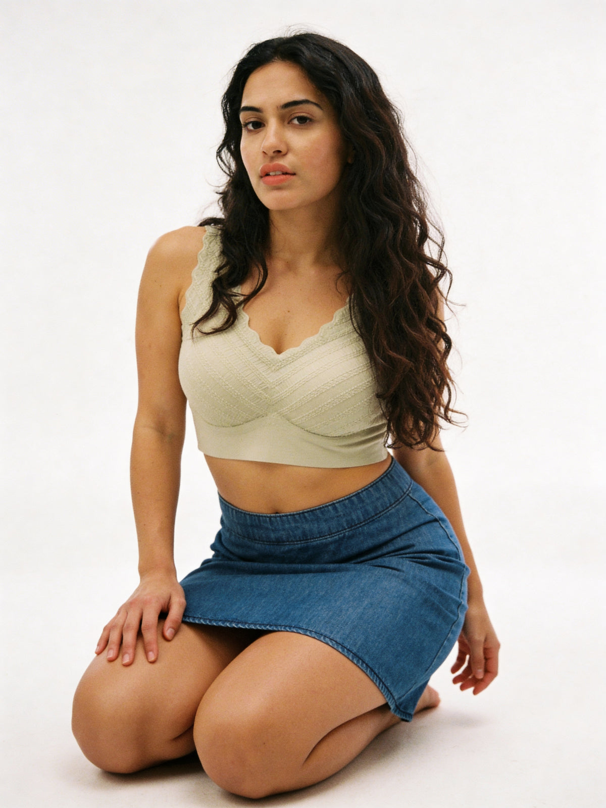 Scalloped Lace Non-Wired Full Coverage Bra