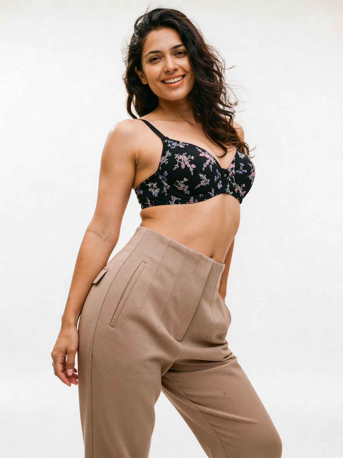 Padded Non-Wired Medium Coverage T-Shirt Bra - Black Floral